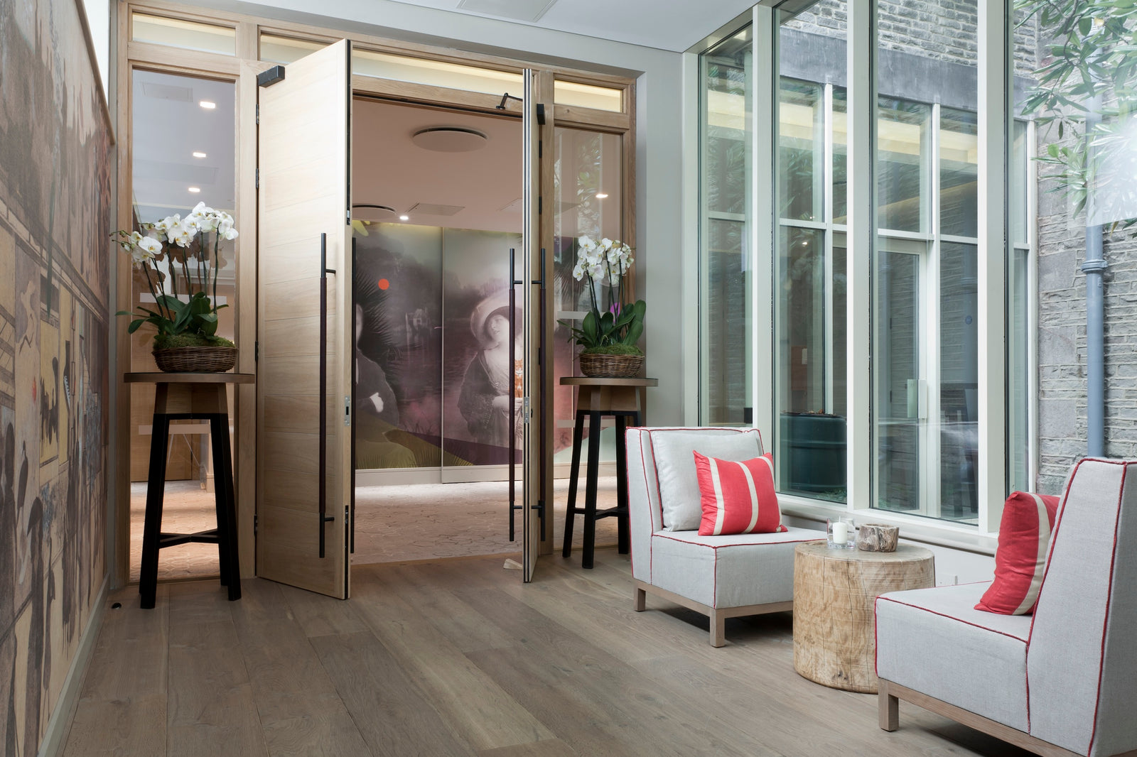 Four Pillars Hotel House of Eroju