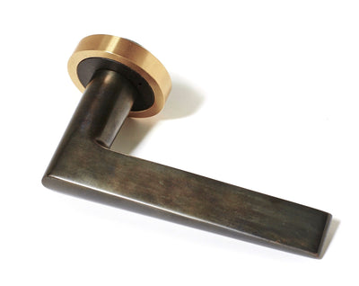 Moscow Lever Bronzed and Brass (ML CH BRZ/BRSS)